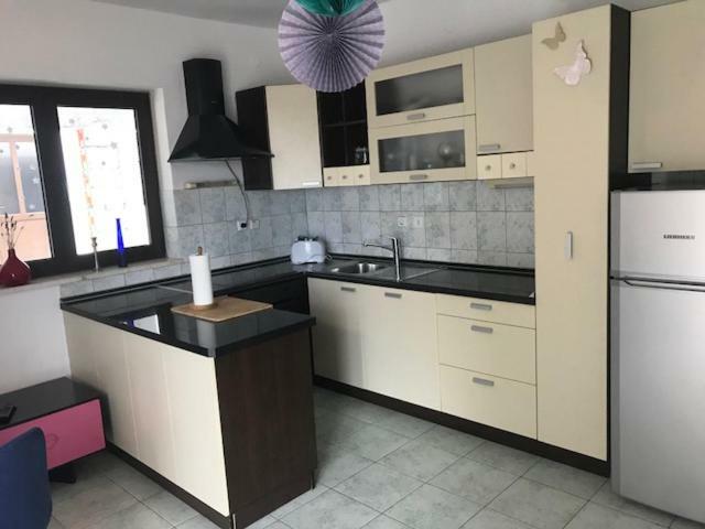 Pine Apartment هفار المظهر الخارجي الصورة